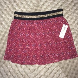 Old Navy girls size 5 pleated soft skirt